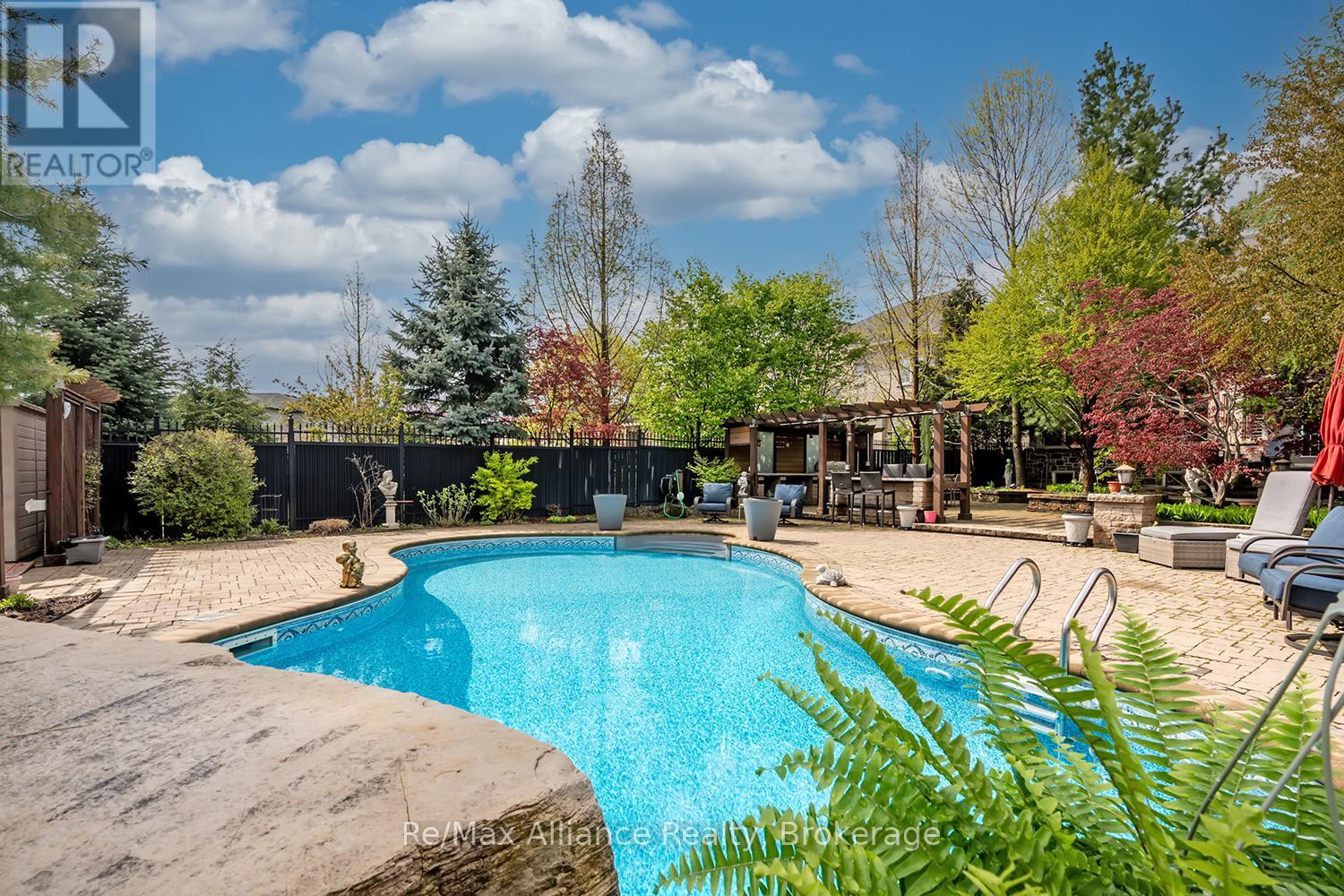203 BURLOAK DRIVE