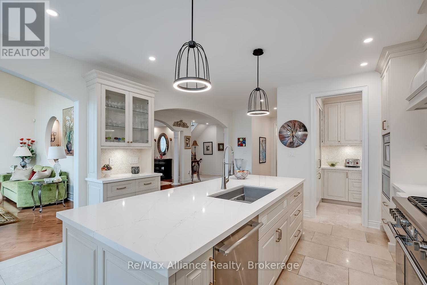203 BURLOAK DRIVE