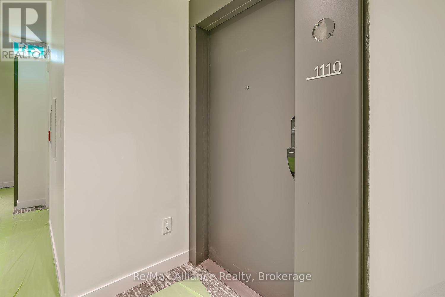1110 - 2075 LAKESHORE ROAD