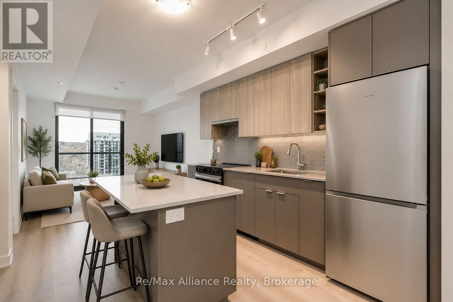 1110 - 2075 LAKESHORE ROAD