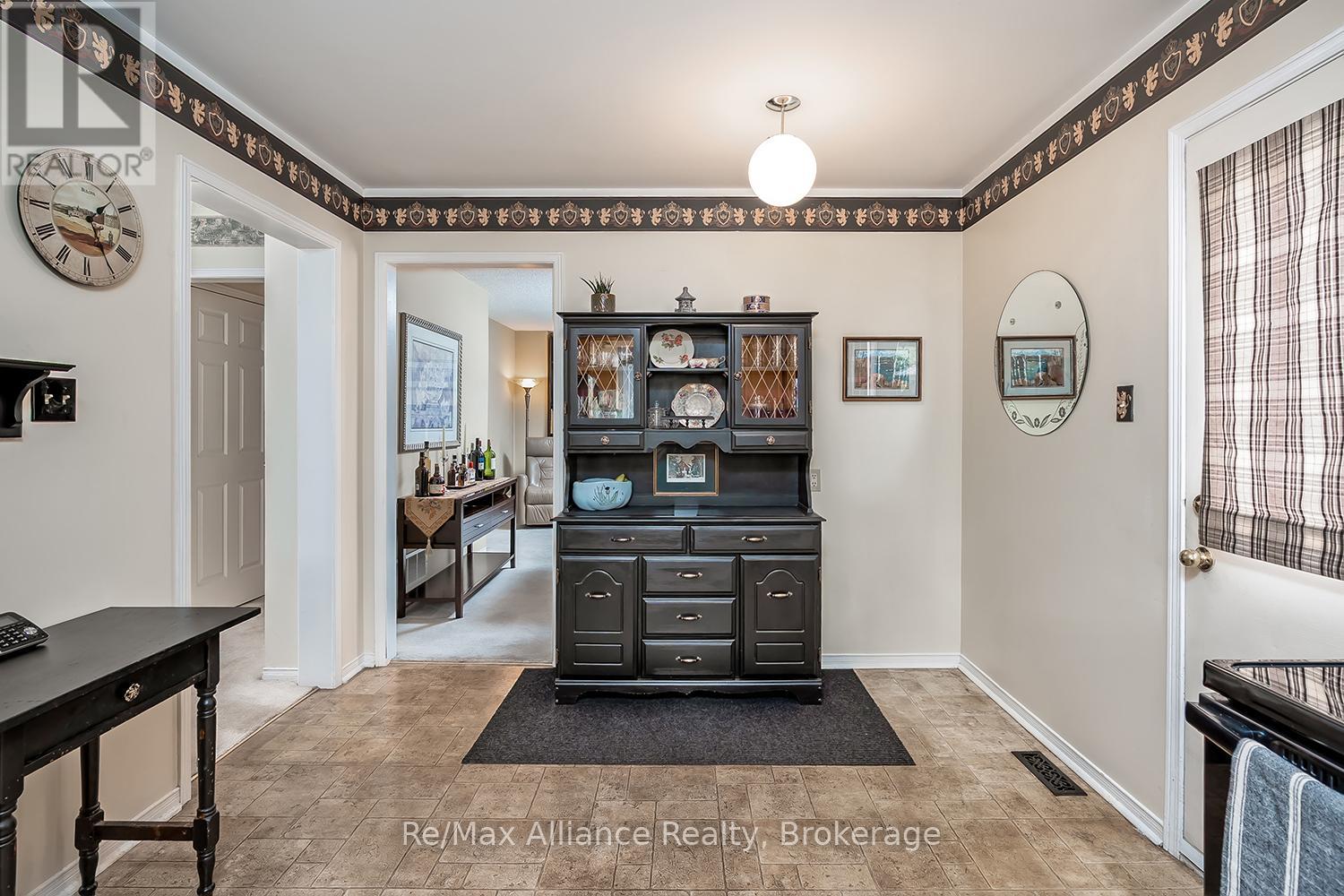 1969 GLENADA CRESCENT
