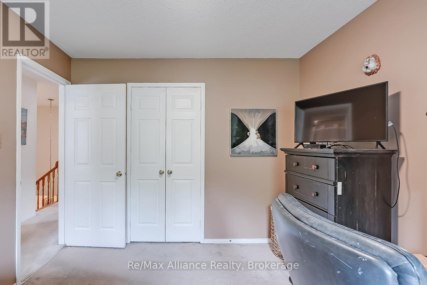 1969 GLENADA CRESCENT