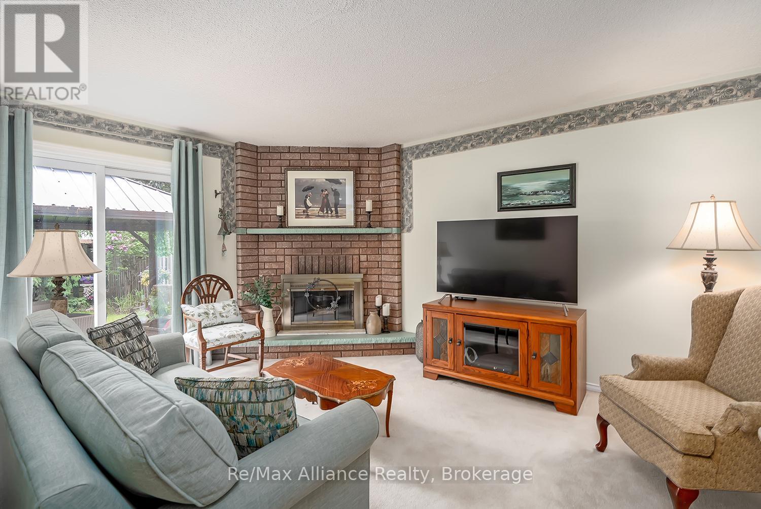 1969 GLENADA CRESCENT