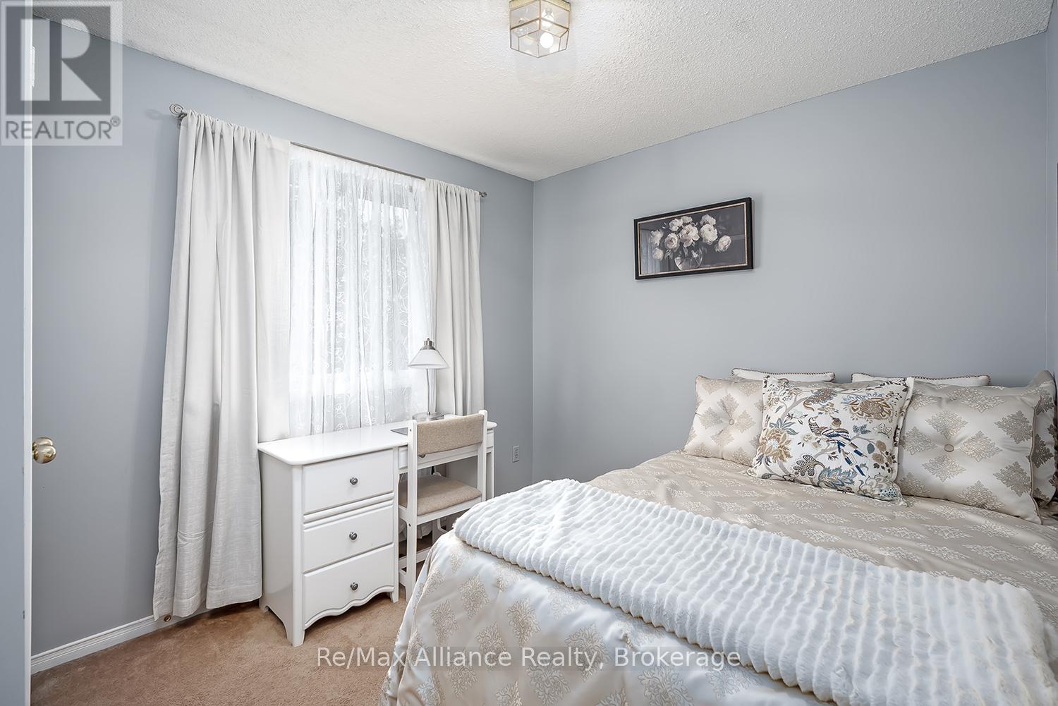1969 GLENADA CRESCENT