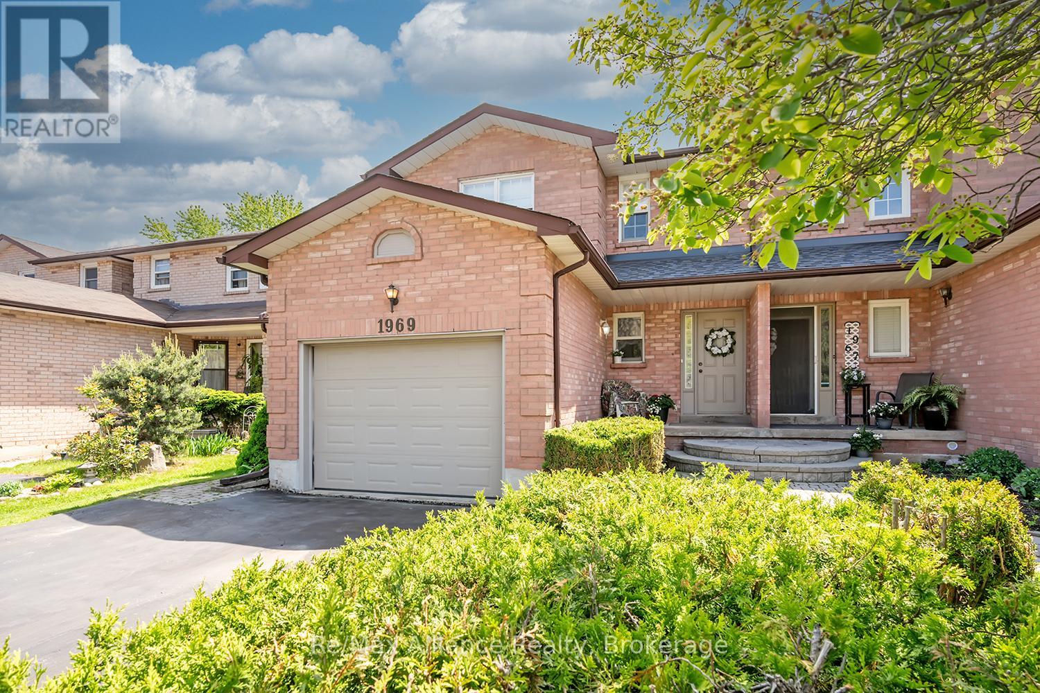 1969 GLENADA CRESCENT