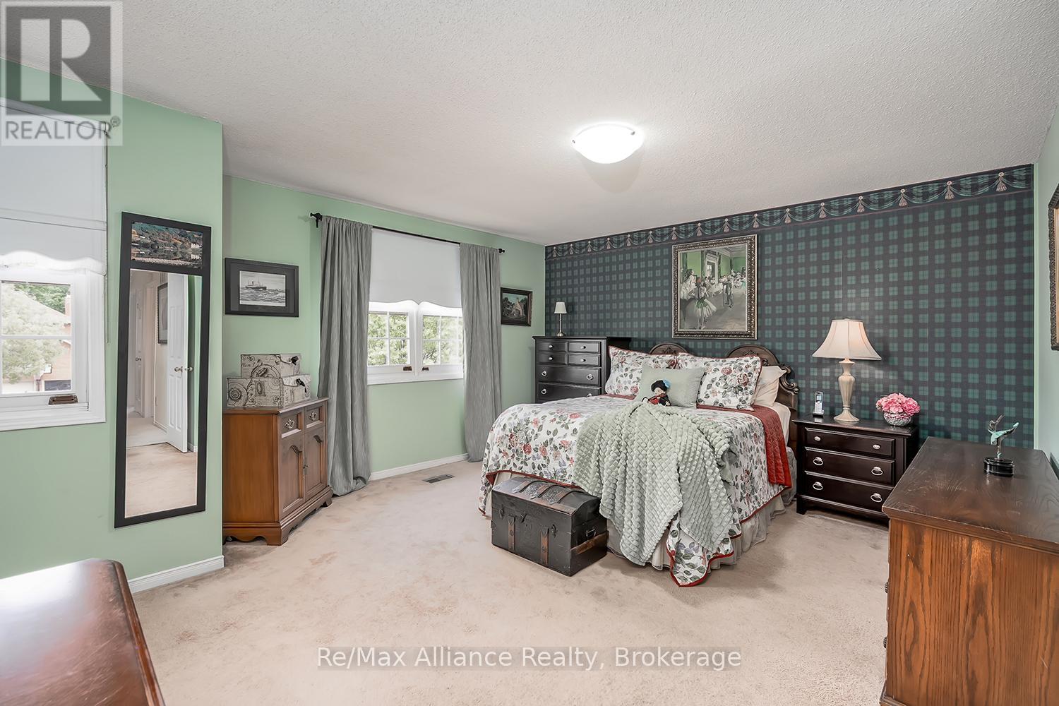 1969 GLENADA CRESCENT