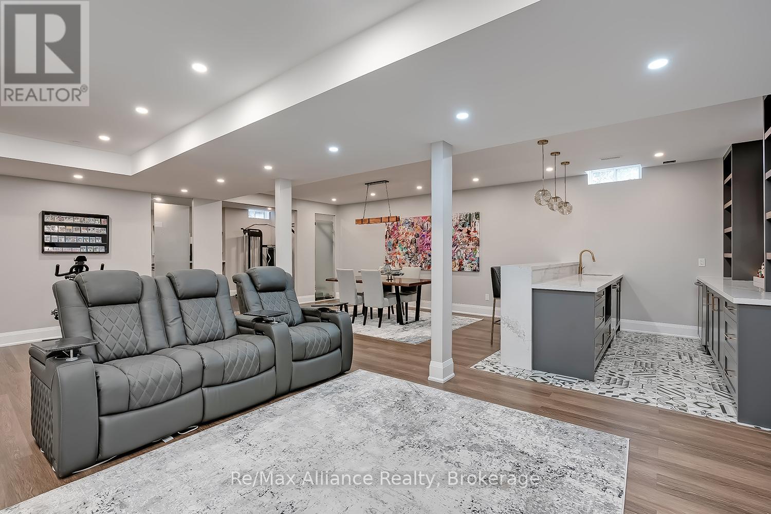 2182 GALLOWAY DRIVE