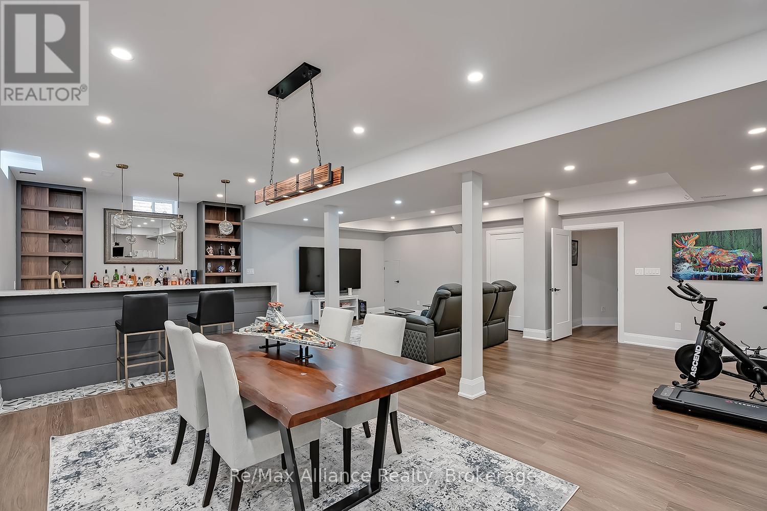 2182 GALLOWAY DRIVE