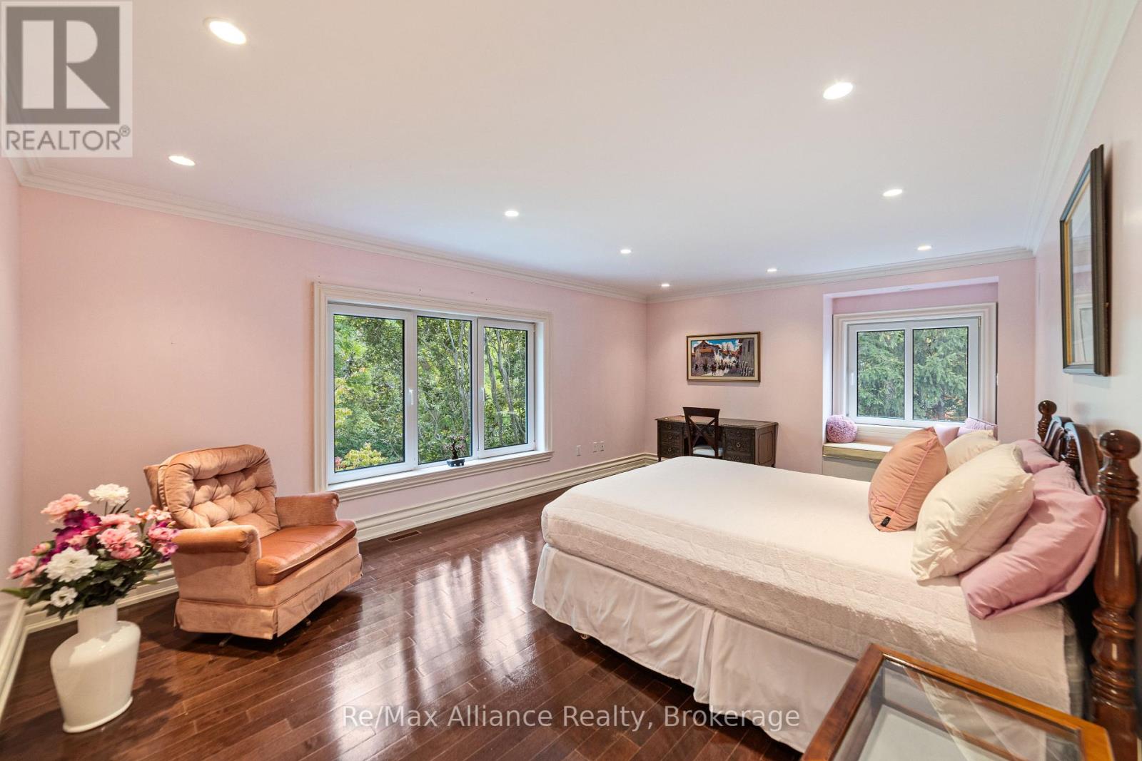 1024 LINBROOK ROAD