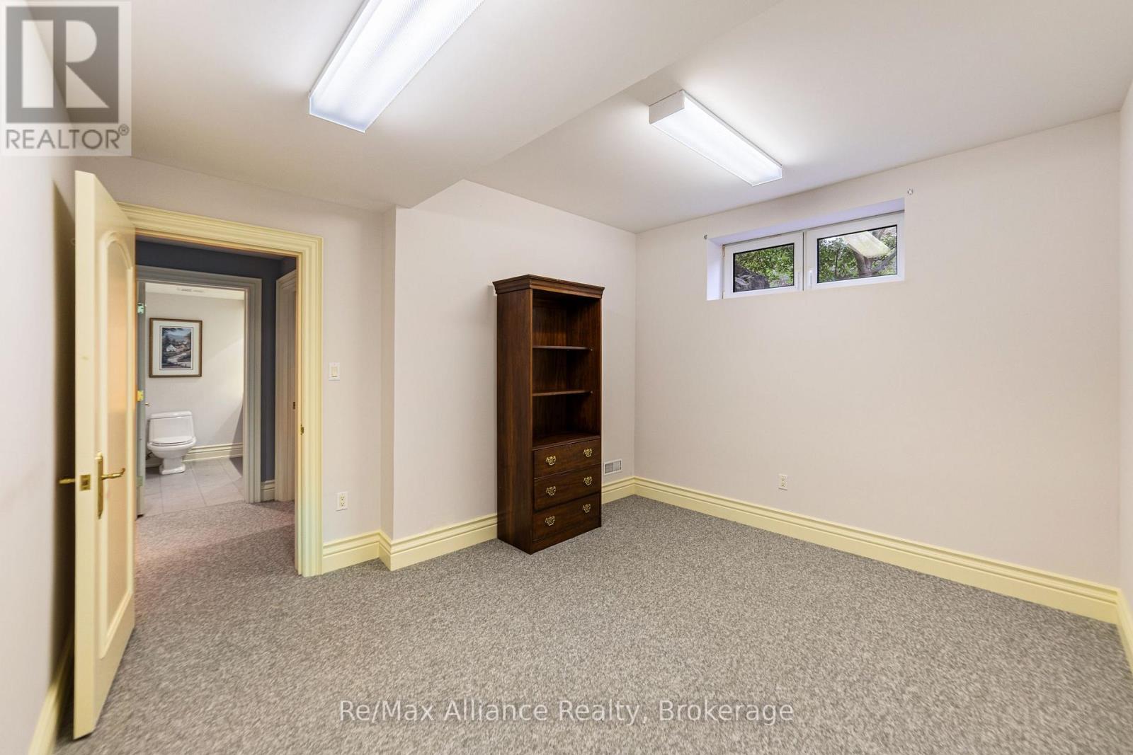 1024 LINBROOK ROAD