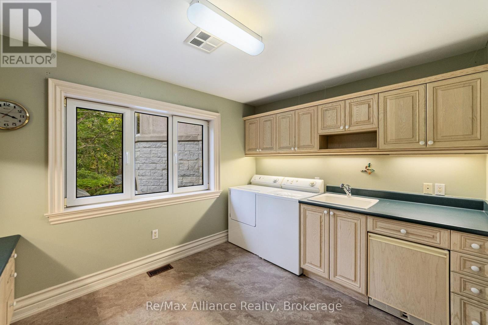 1024 LINBROOK ROAD