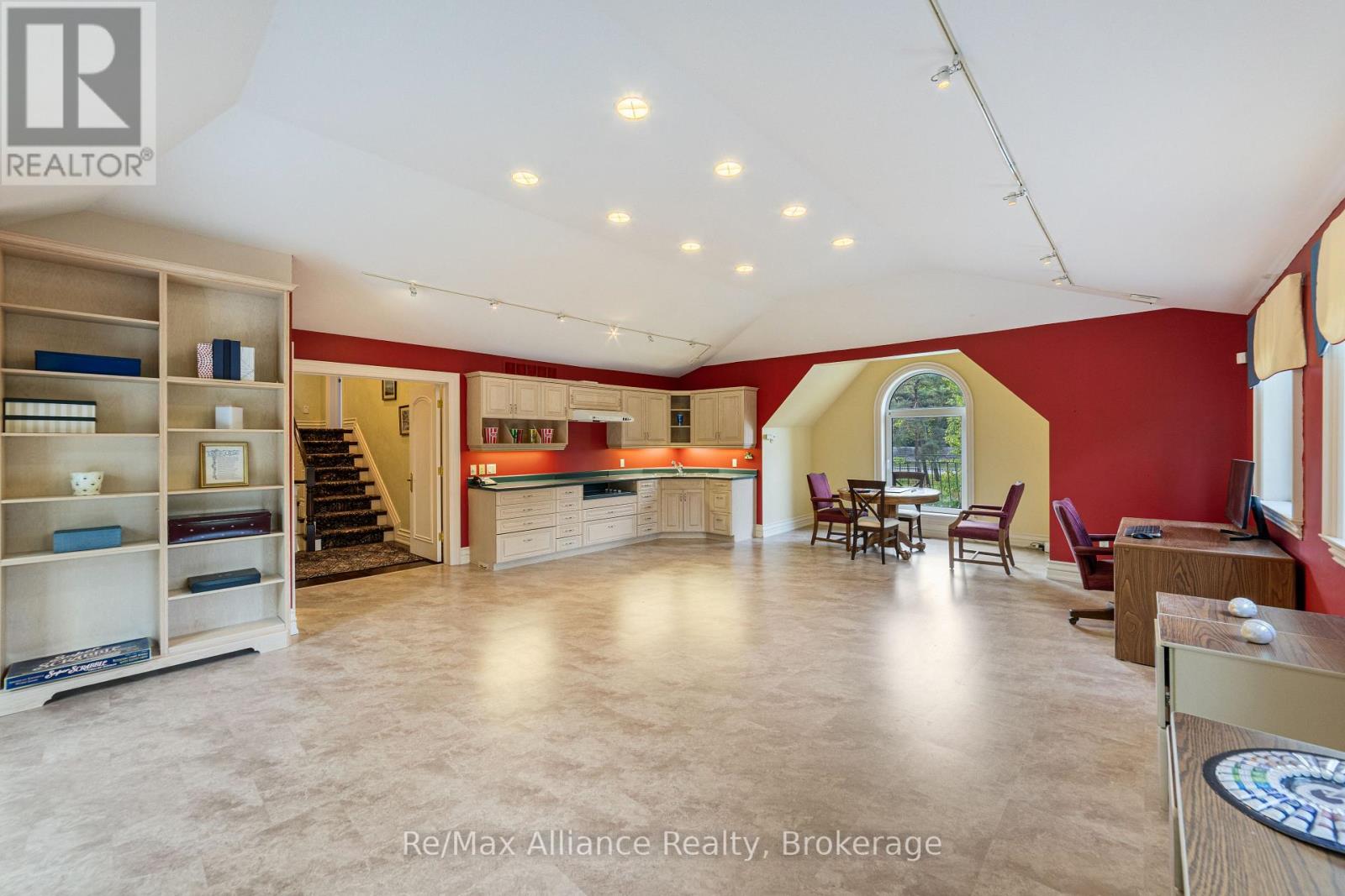 1024 LINBROOK ROAD