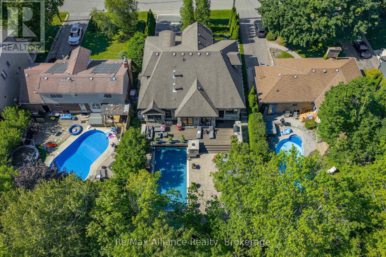 379 RIVER SIDE DRIVE