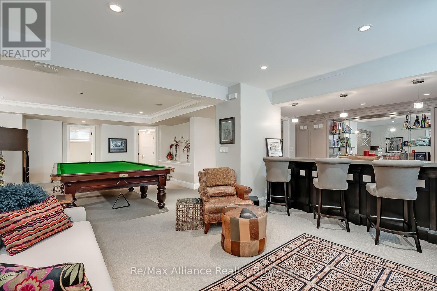 379 RIVER SIDE DRIVE