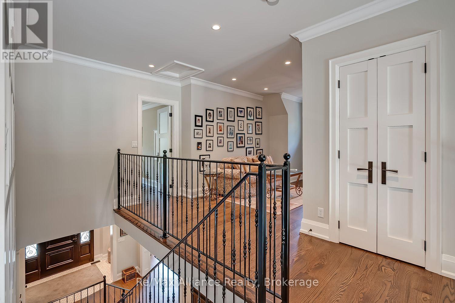 379 RIVER SIDE DRIVE