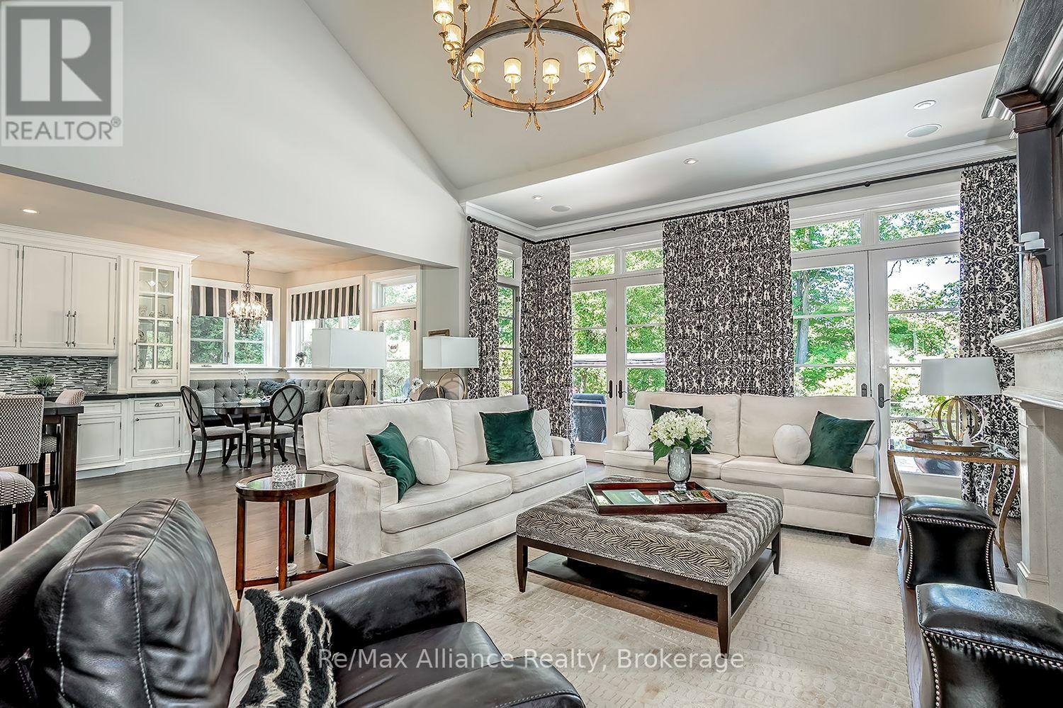 379 RIVER SIDE DRIVE