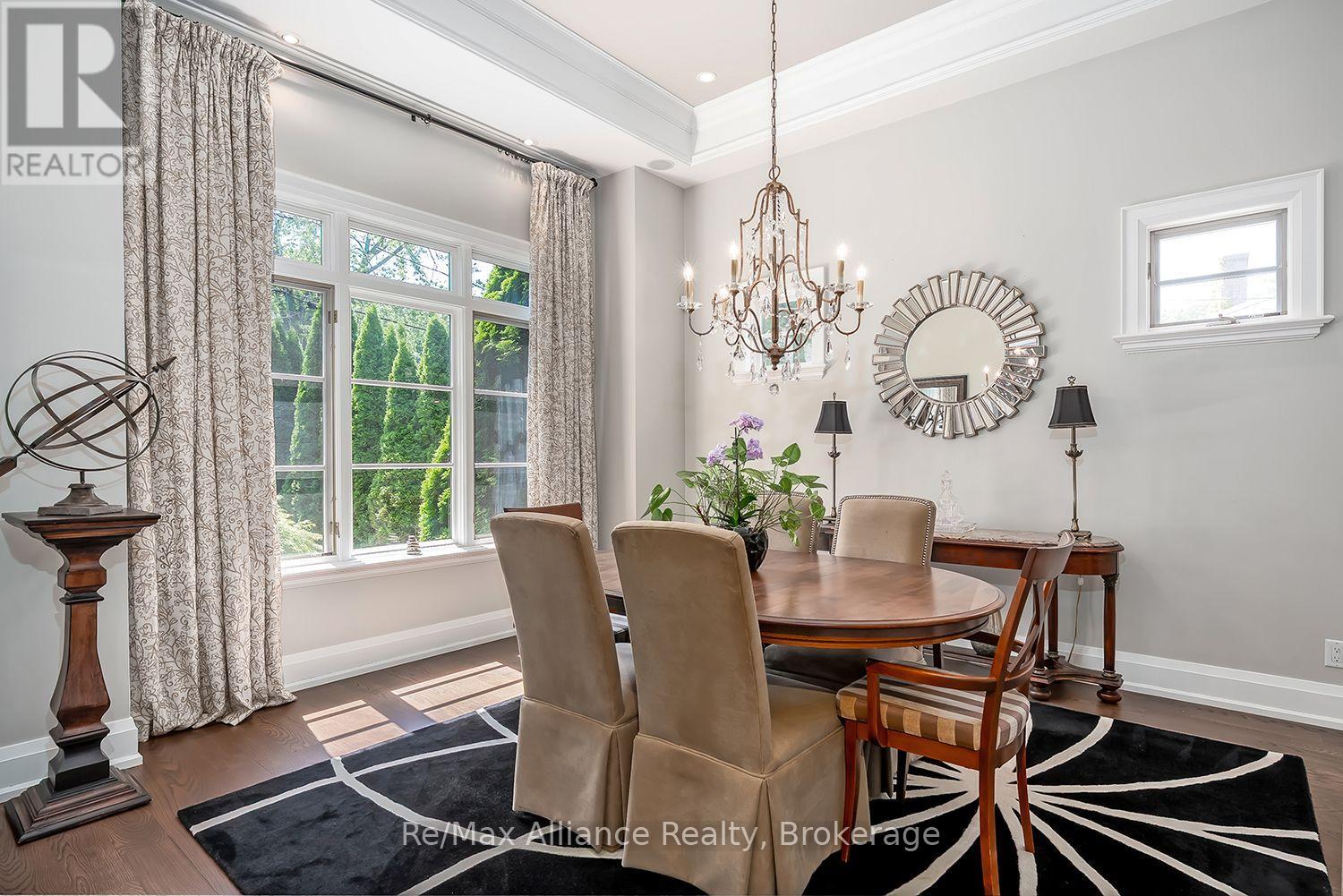 379 RIVER SIDE DRIVE