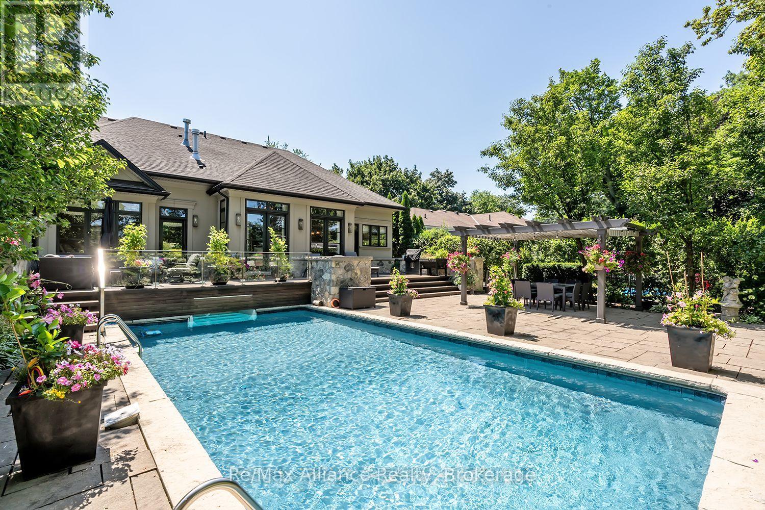 379 RIVER SIDE DRIVE