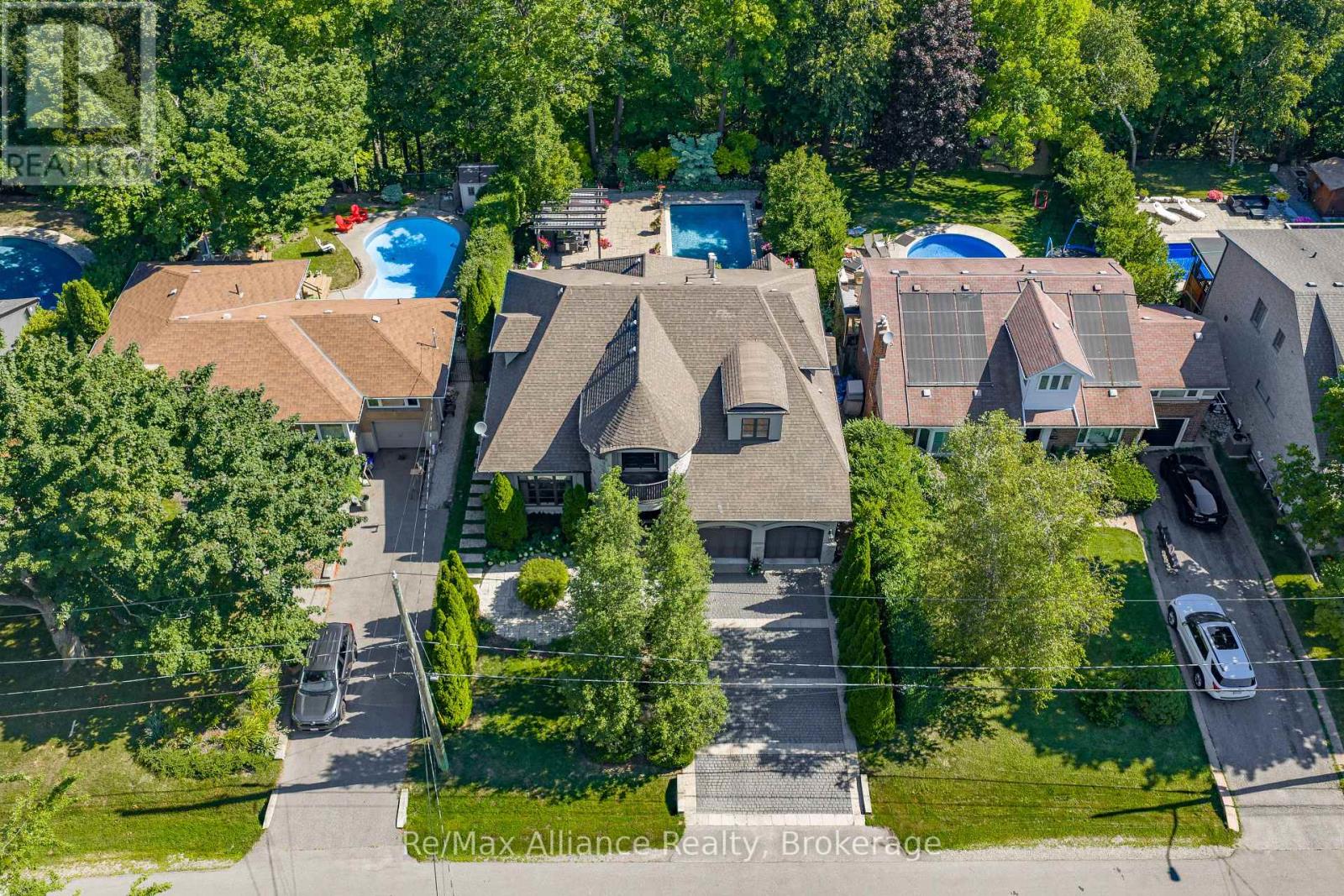 379 RIVER SIDE DRIVE