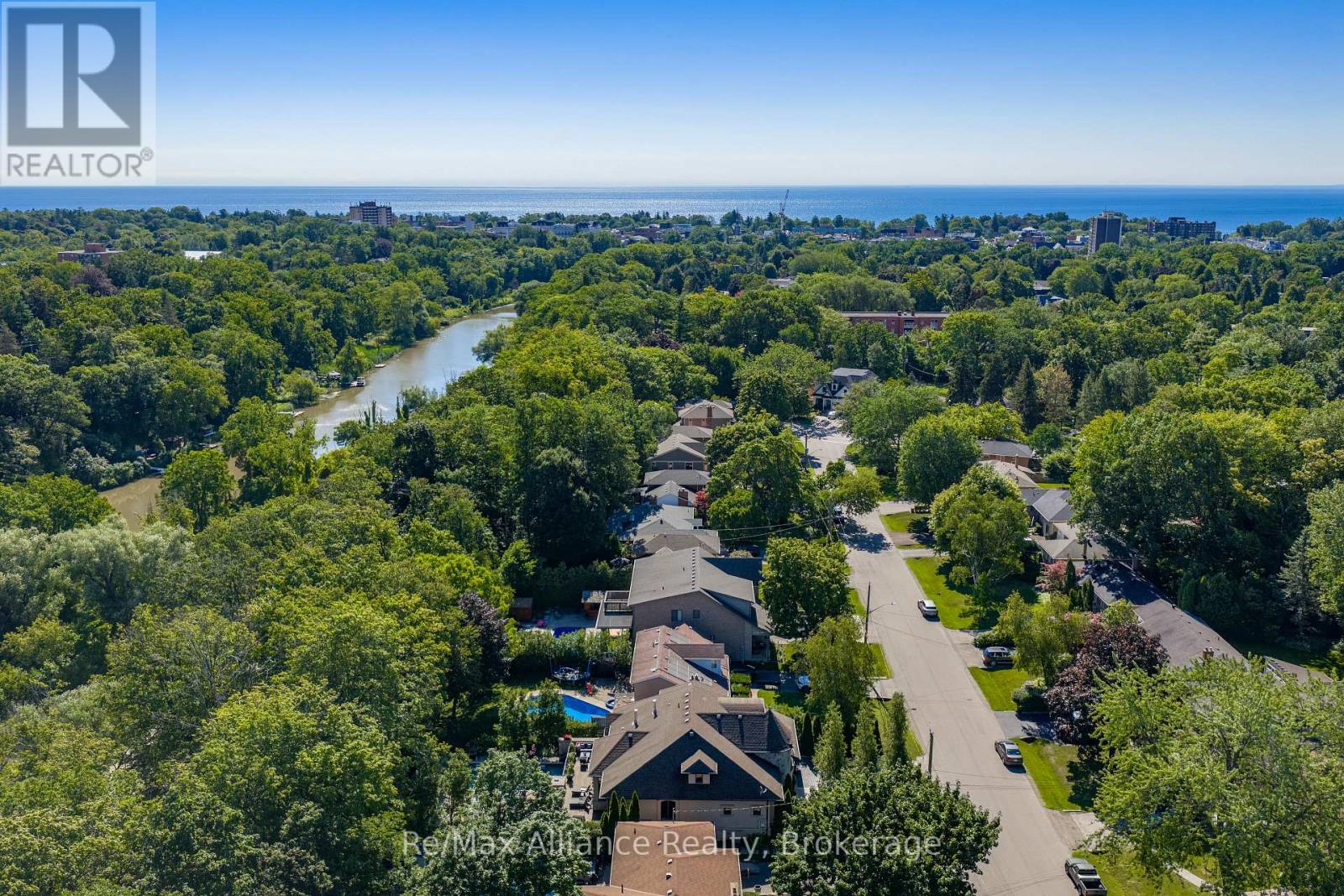 379 RIVER SIDE DRIVE