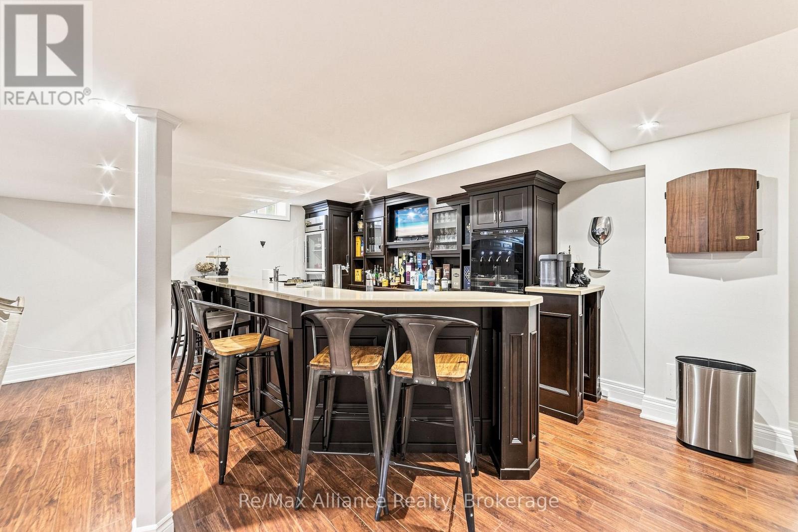 2404 RIDEAU DRIVE