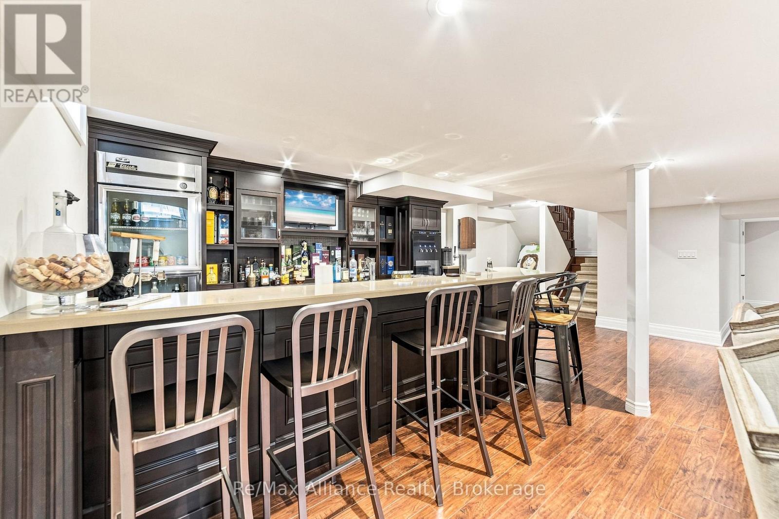 2404 RIDEAU DRIVE