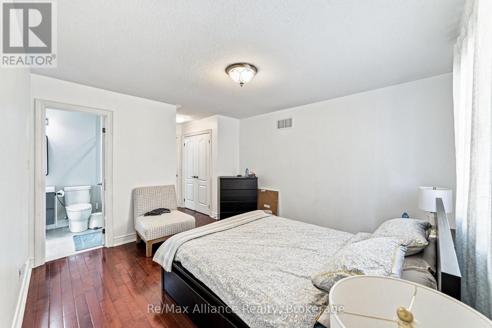 2404 RIDEAU DRIVE