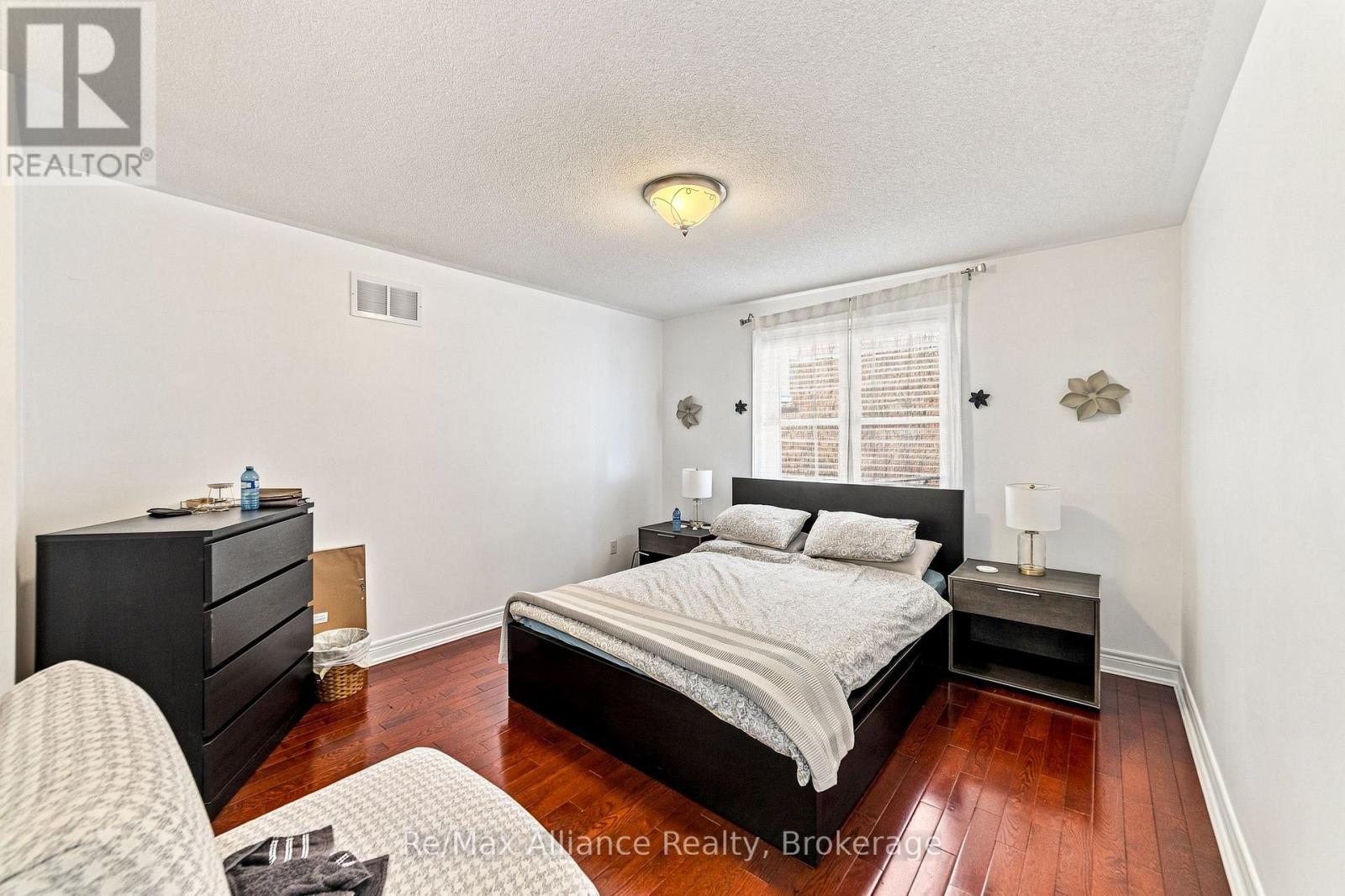 2404 RIDEAU DRIVE
