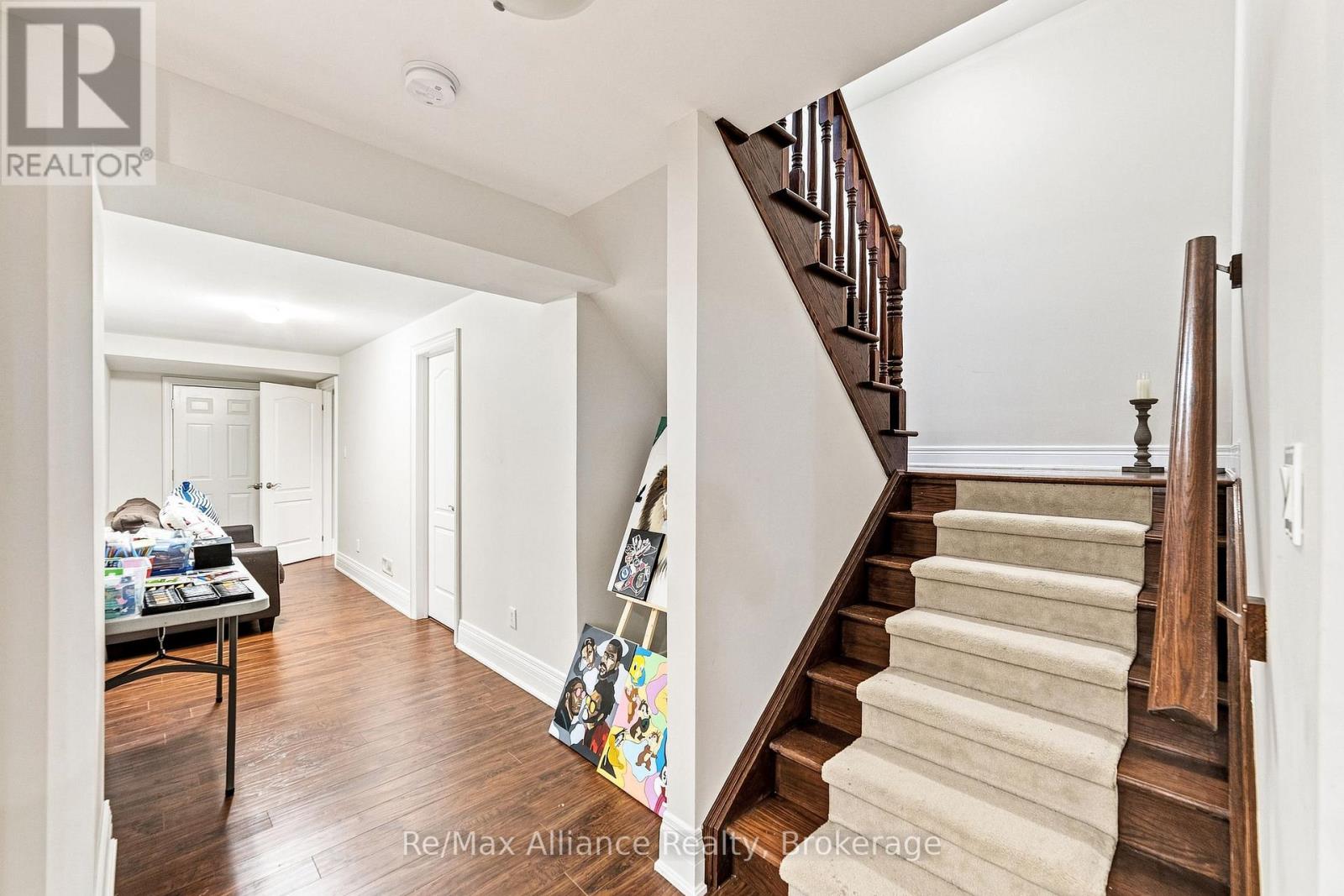 2404 RIDEAU DRIVE