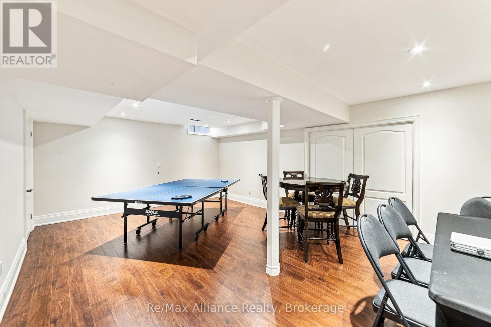 2404 RIDEAU DRIVE