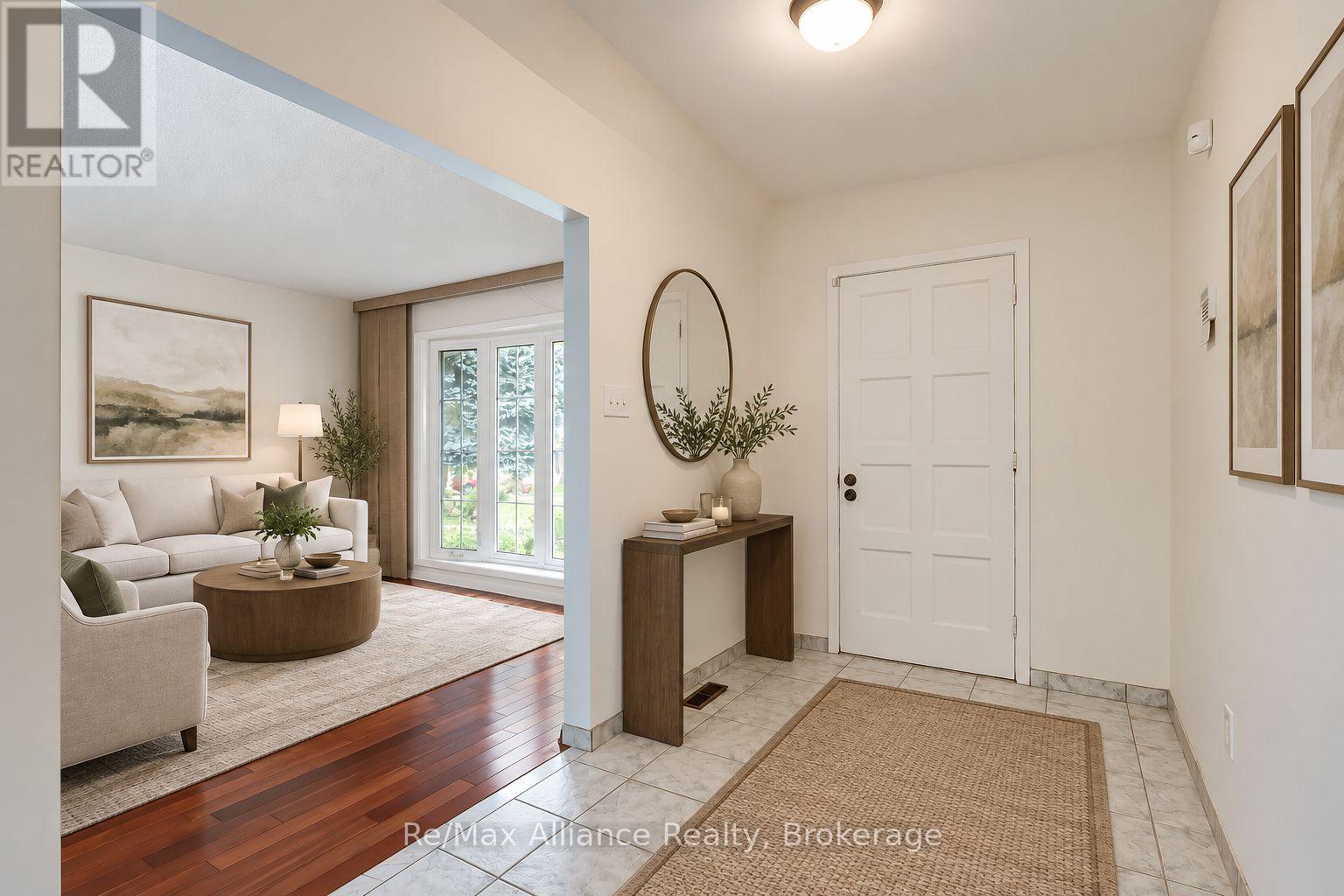 2454 WOKING CRESCENT