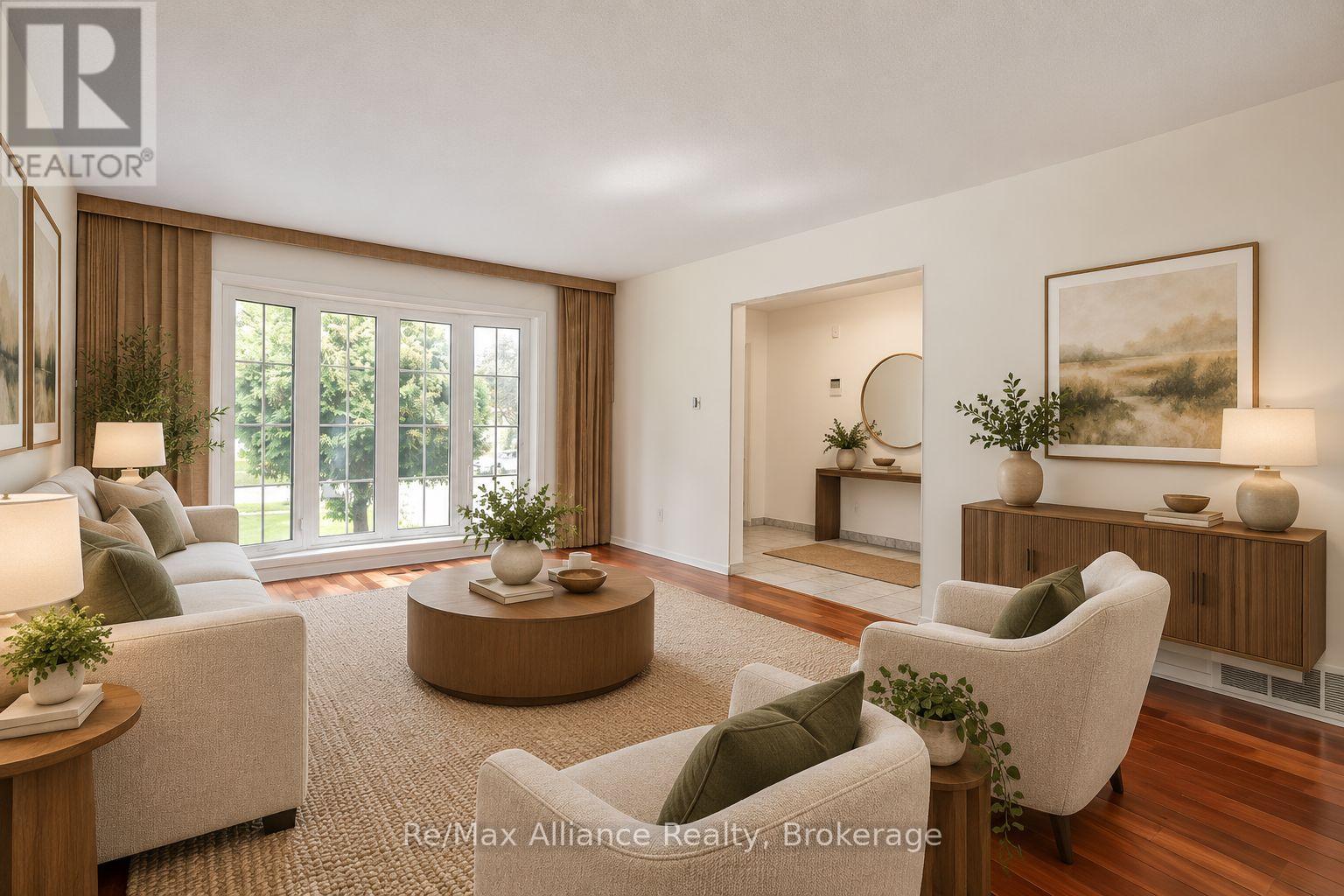 2454 WOKING CRESCENT