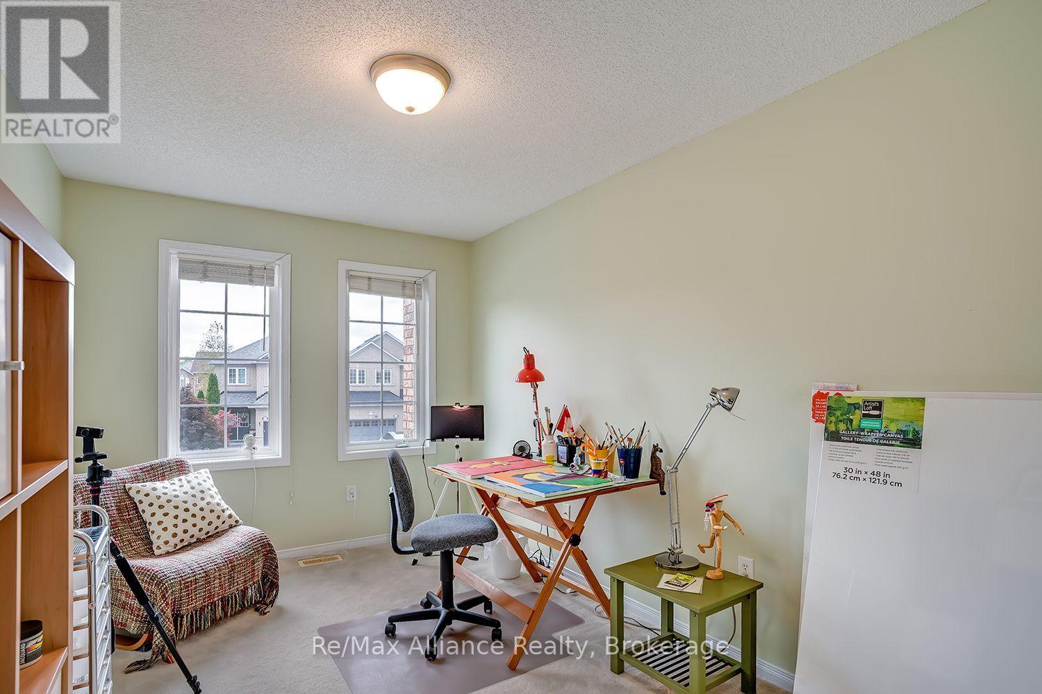 2155 REDSTONE CRESCENT