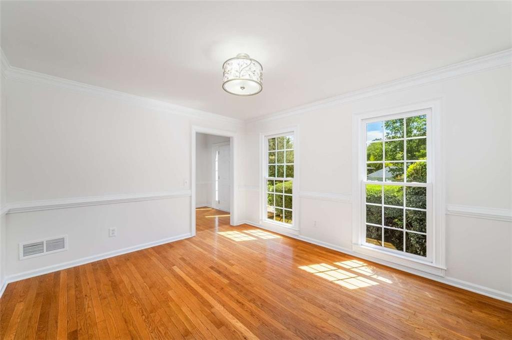1960 Regents Way