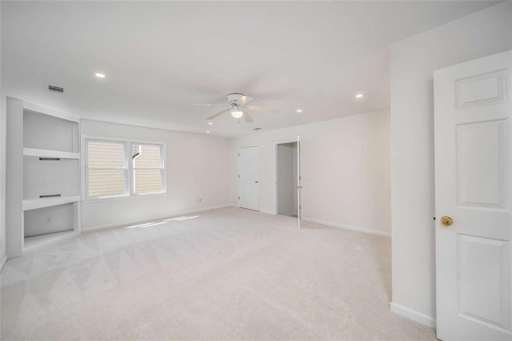 1960 Regents Way