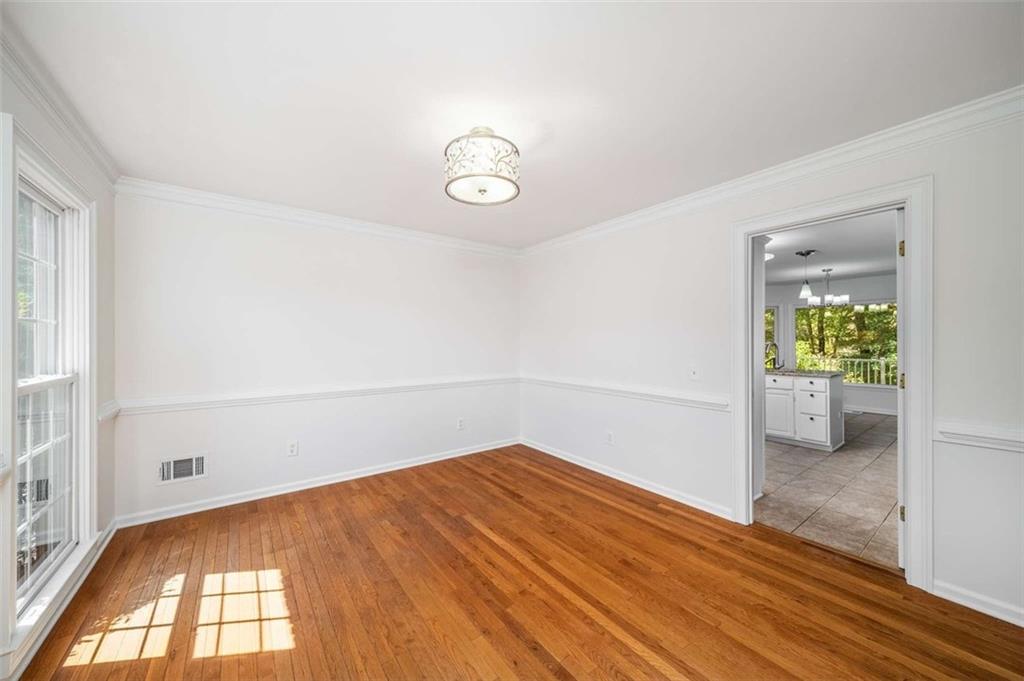 1960 Regents Way