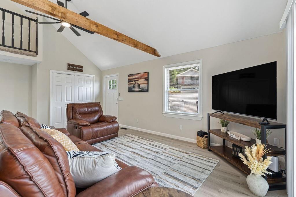 427 Mountain Drive N