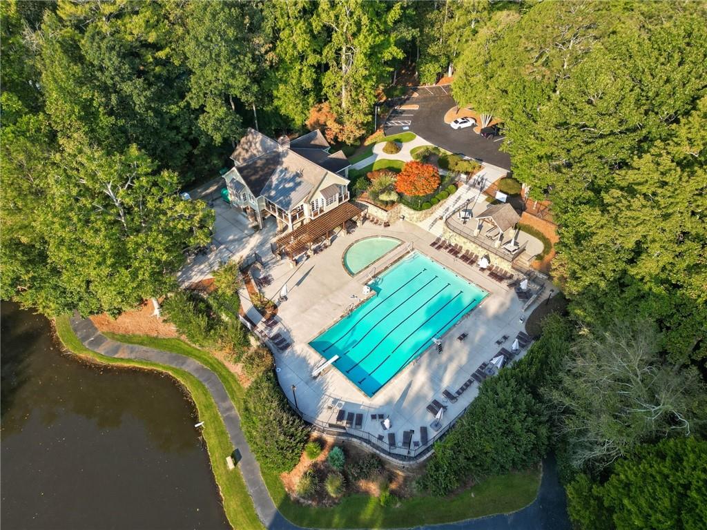 2466 Chimney Springs Drive