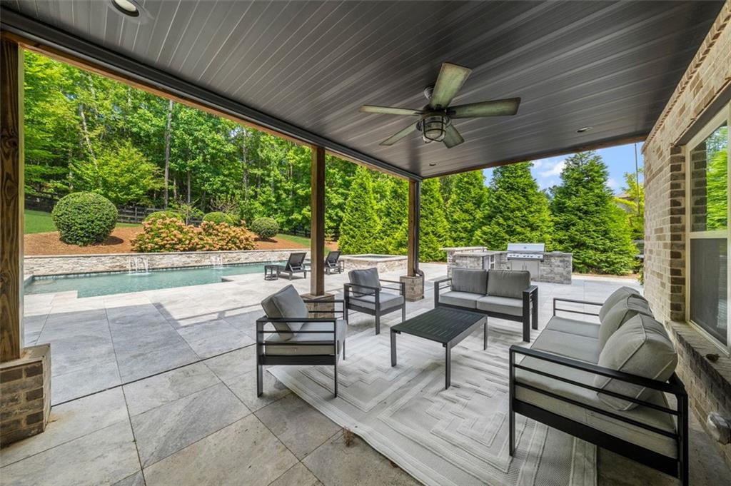 2930 Manorview Lane