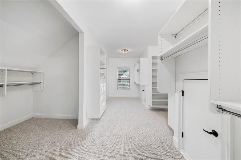 2930 Manorview Lane