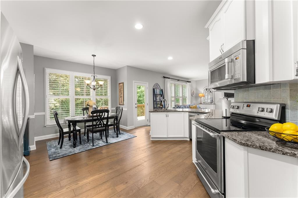 4015 Eyrie Farms Lane