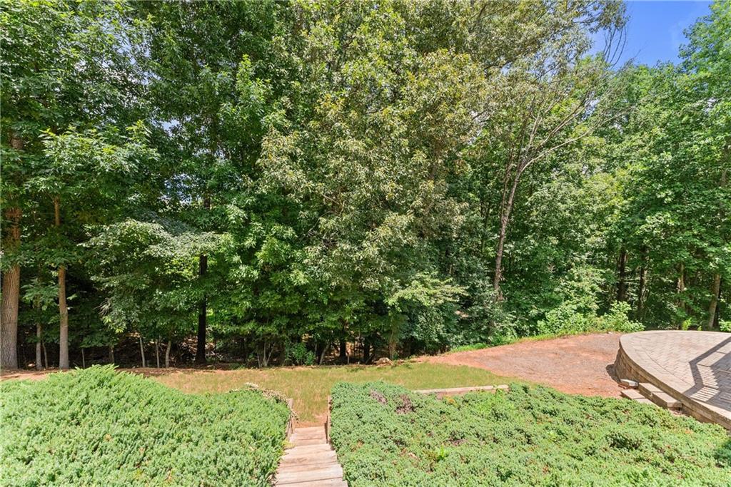 4015 Eyrie Farms Lane