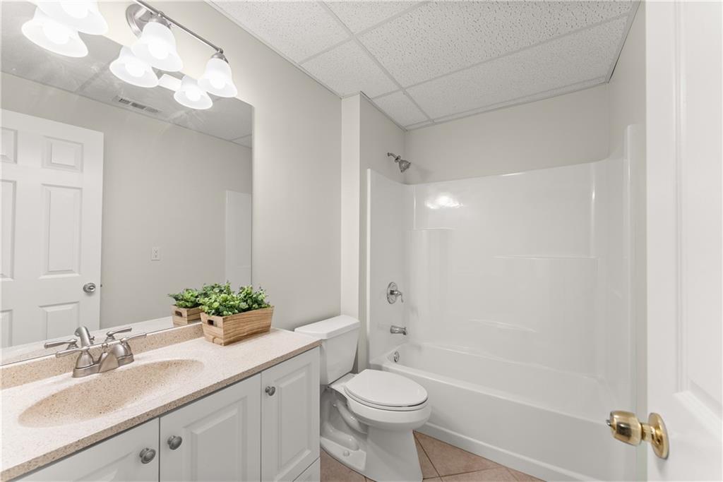 4015 Eyrie Farms Lane