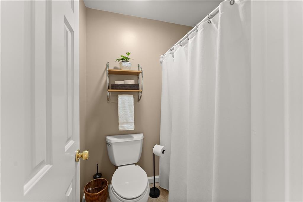 4015 Eyrie Farms Lane