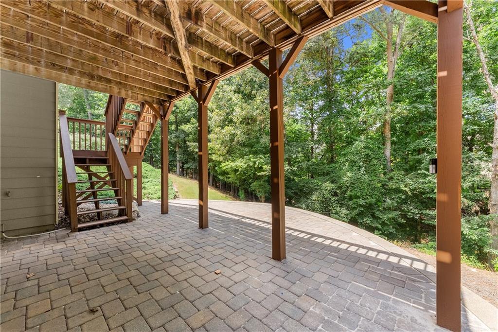 4015 Eyrie Farms Lane