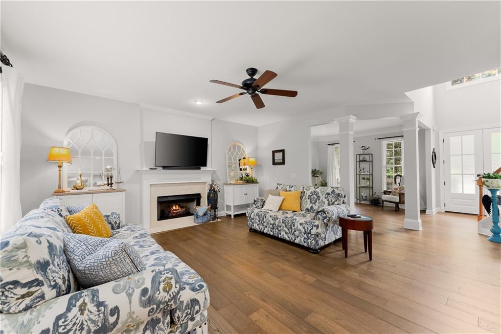 4015 Eyrie Farms Lane