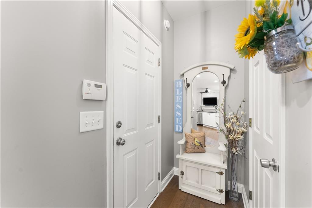 4015 Eyrie Farms Lane