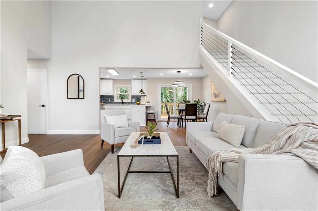 767 Starmist Court NE