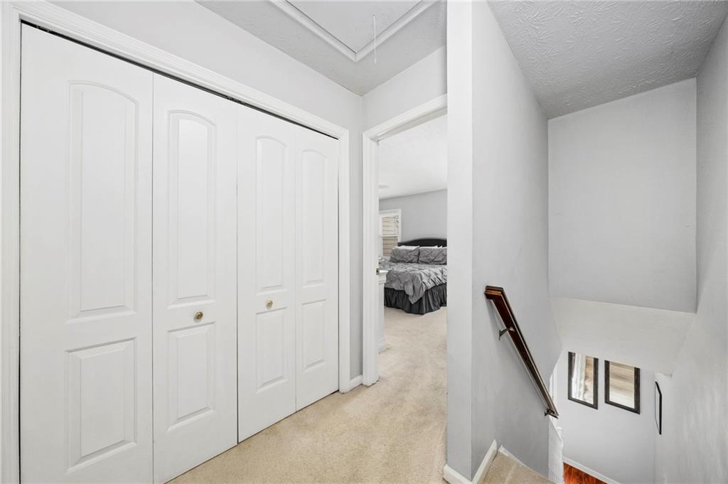 1280 Whitlock Ridge Drive SW