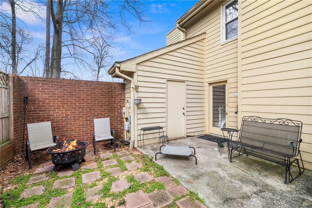 1280 Whitlock Ridge Drive SW